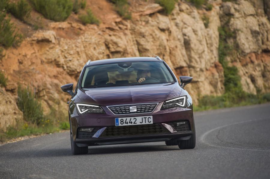 Seat Leon ST 2016 года  (WW) (фото 9 из 16)